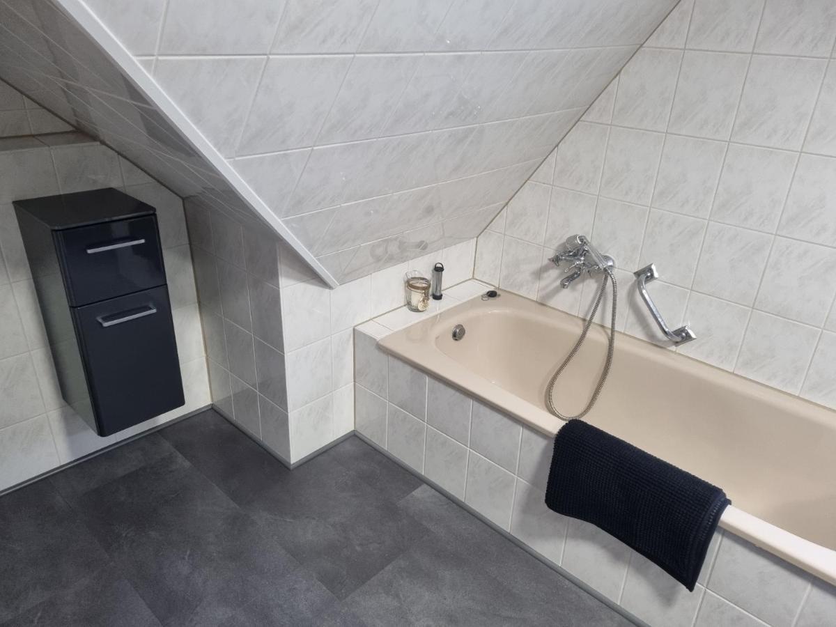 Ferienwohnung Am Fusse Des Eggegebirges Bad Driburg Ngoại thất bức ảnh